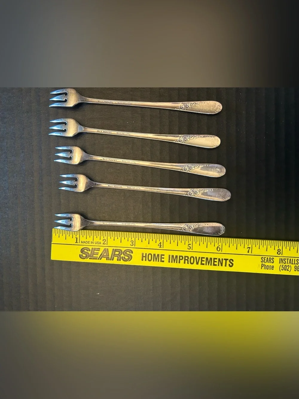 Set Of 7 Oneida Wm A Rogers Stainless Cocktail Forks Oysters Floral Pattern